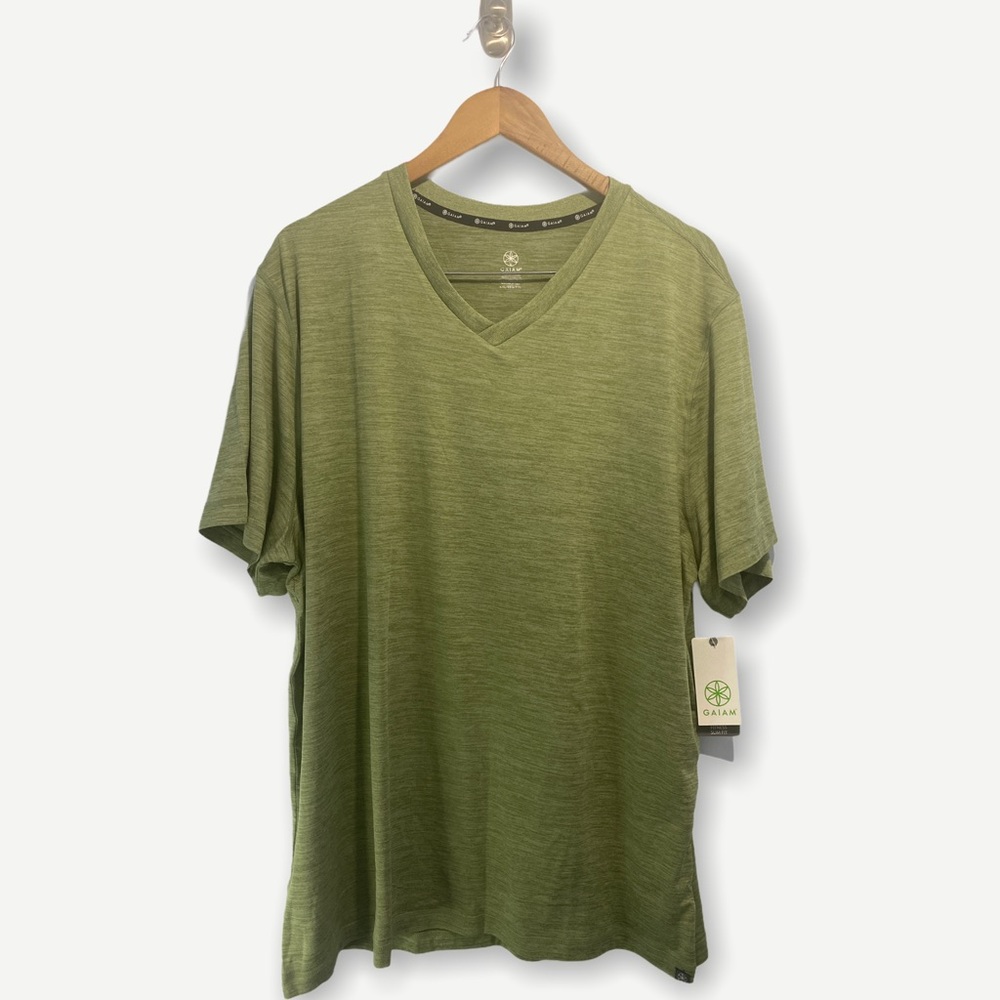 Gaiam Men's V-Neck Tees